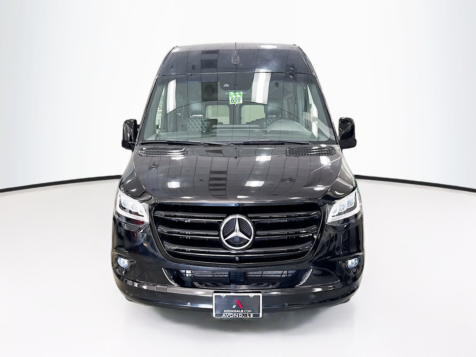 Used 2023 Mercedes-Benz Sprinter 2500 image 2