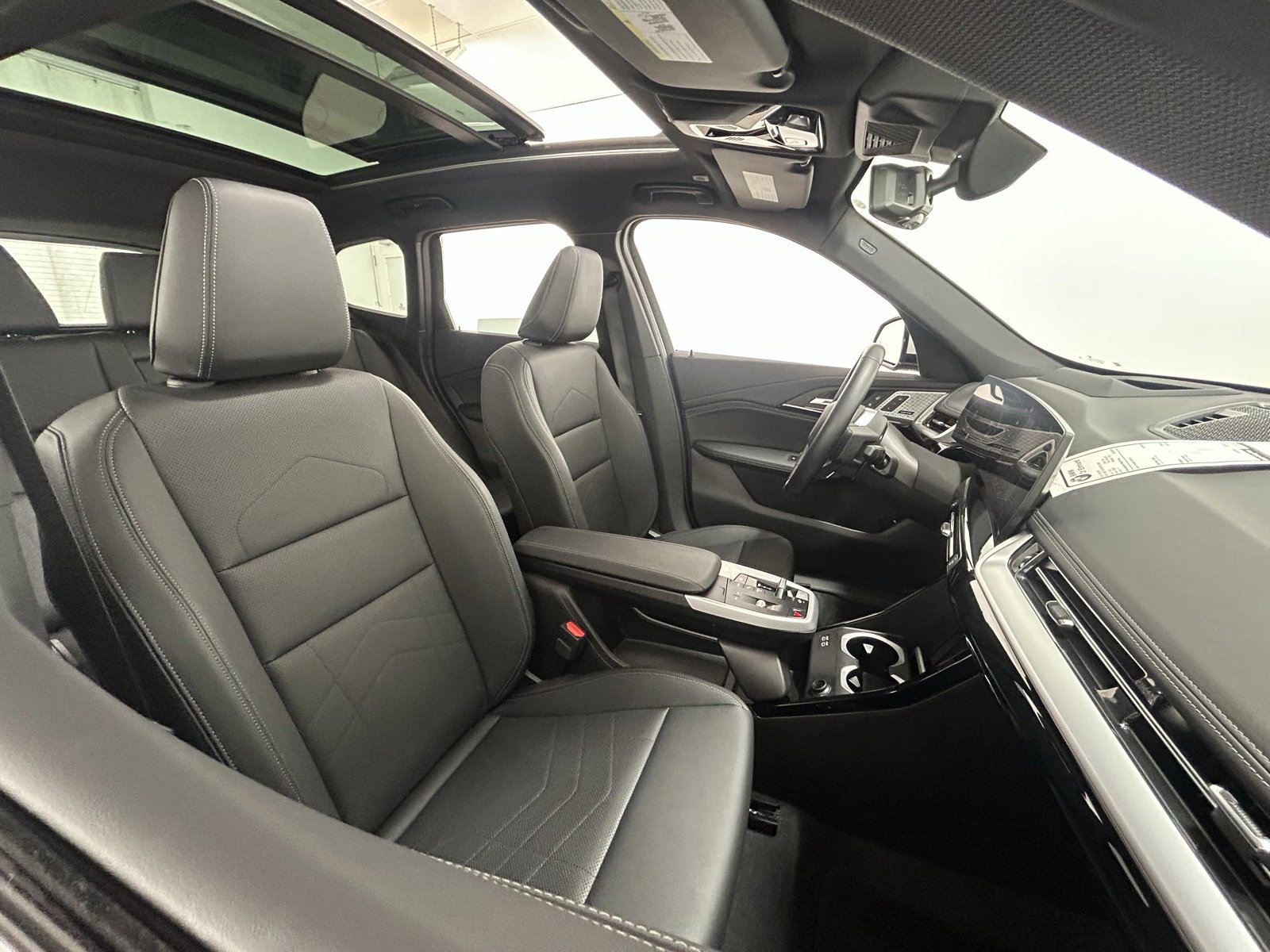 Used 2023 BMW X1 xDrive28i w/ Premium Package image 39