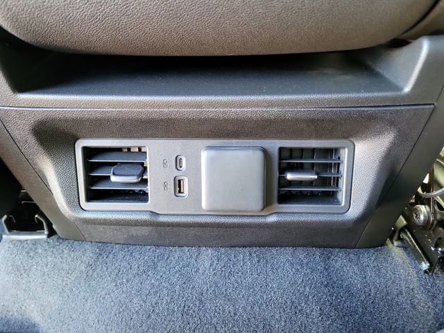 Certified 2025 GMC Sierra 1500 SLT image 14