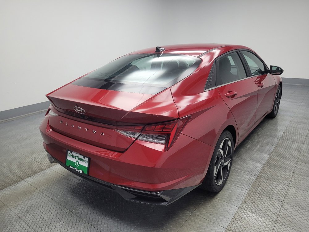 Used 2022 Hyundai Elantra SEL w/ Convenience + Premium Package image 9