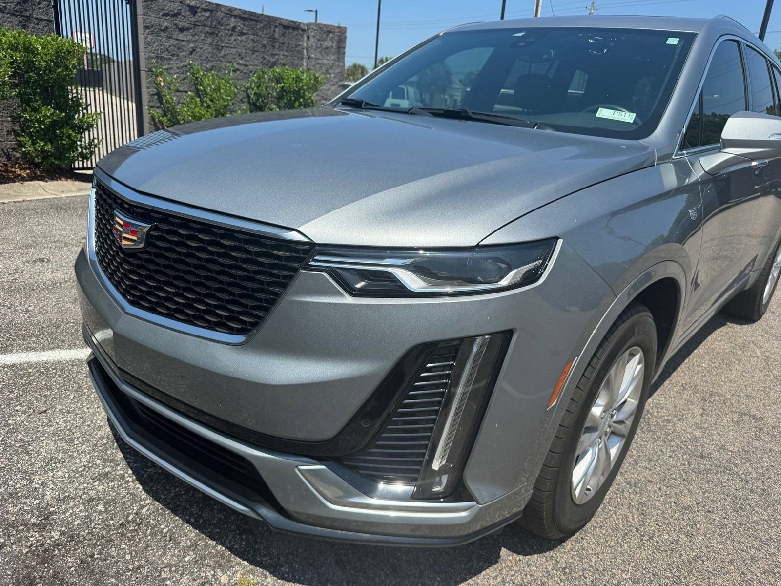 Certified 2024 Cadillac XT6 Luxury FWD image 3