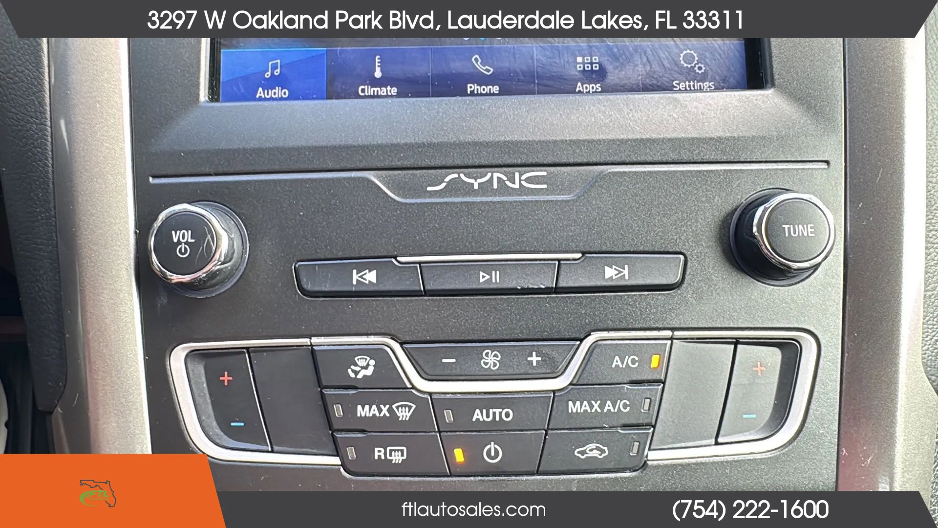 Used 2020 Ford Fusion SE image 63