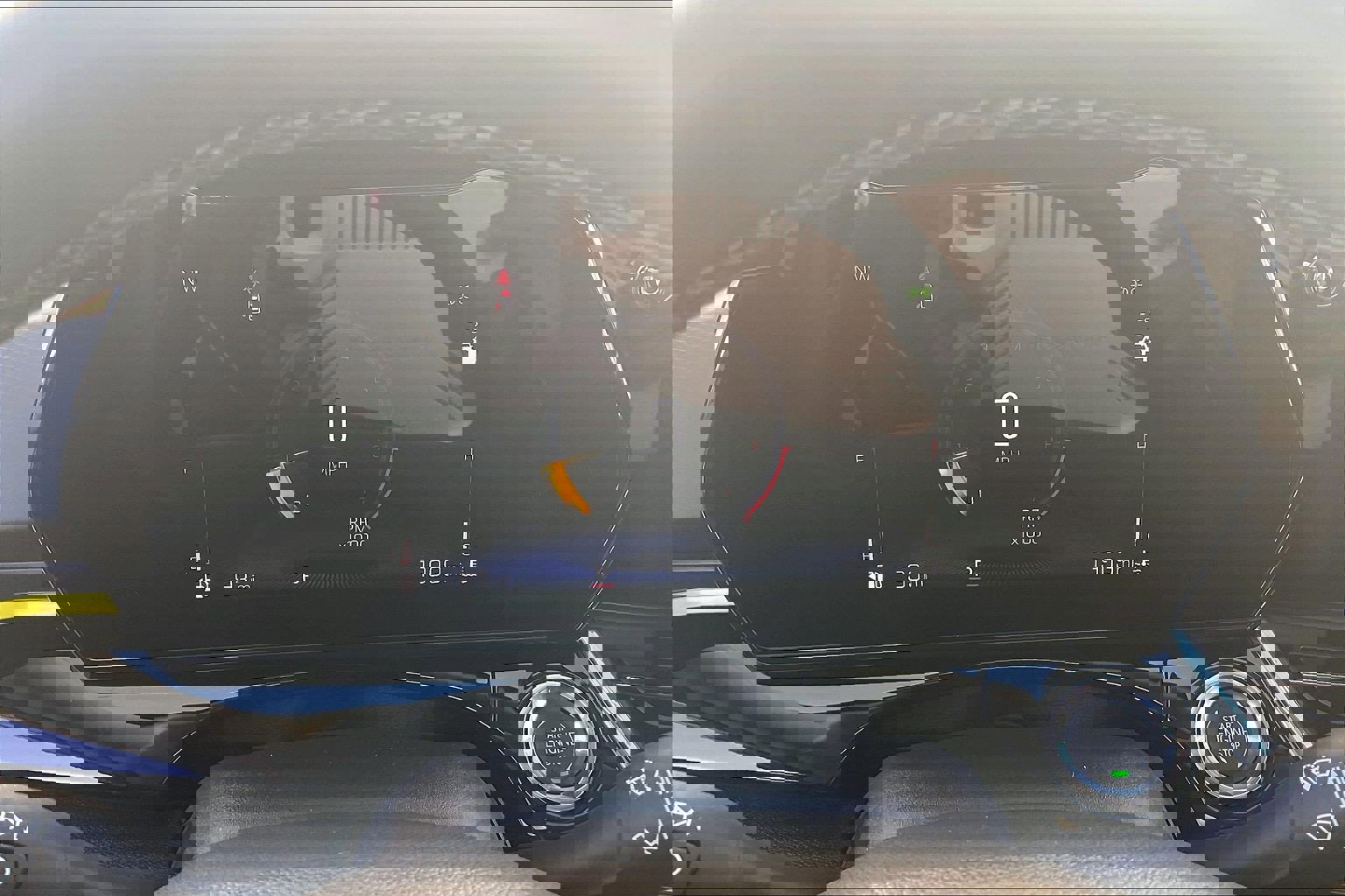 Used 2025 Chevrolet Trax ACTIV image 25