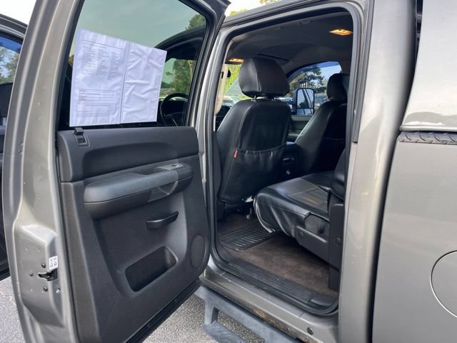 Used 2008 Chevrolet Silverado 3500 4x4 Crew Cab image 10