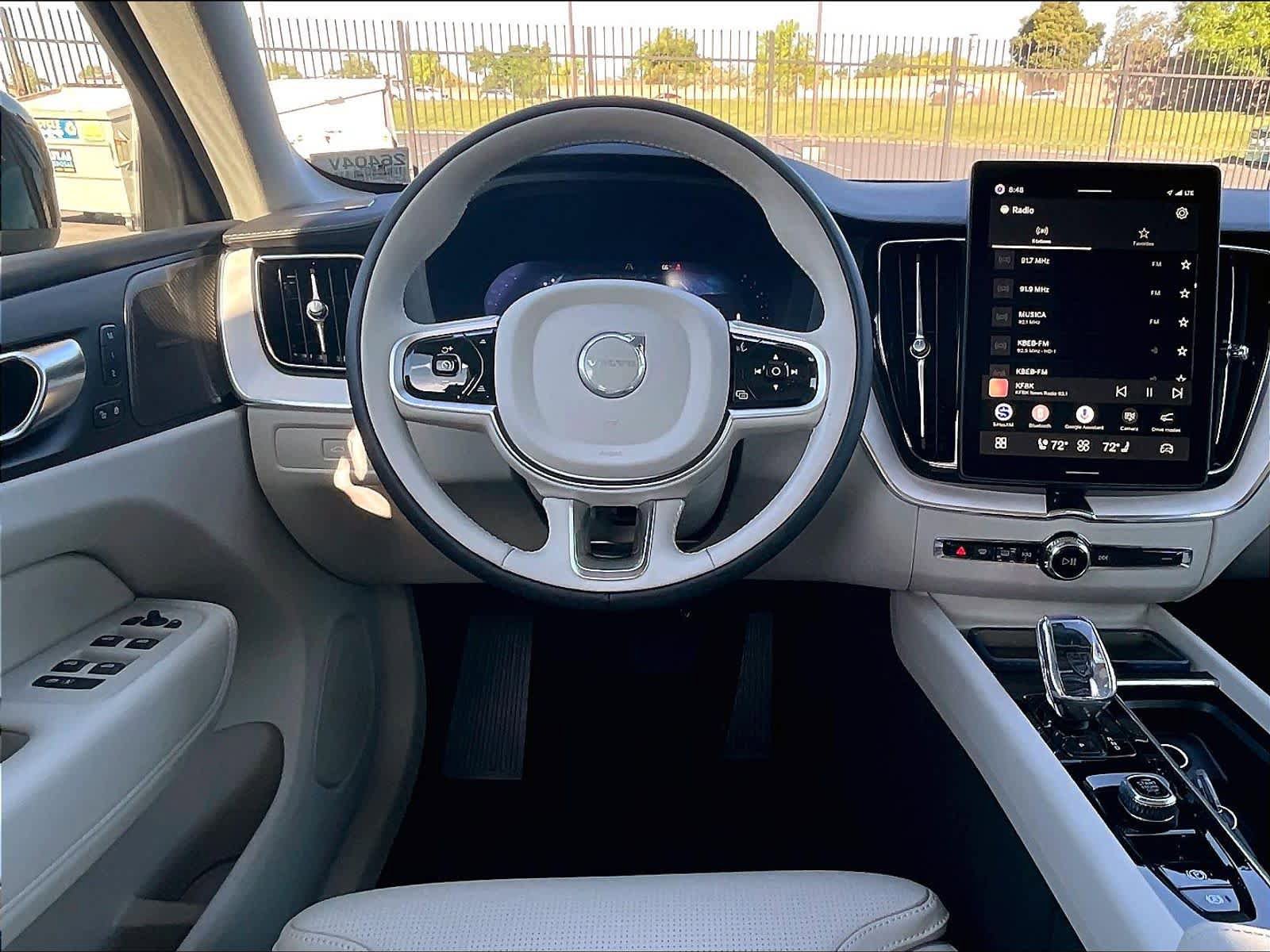 New 2026 Volvo XC60 B5 Ultra w/ Climate Package AWD/4WD image 15