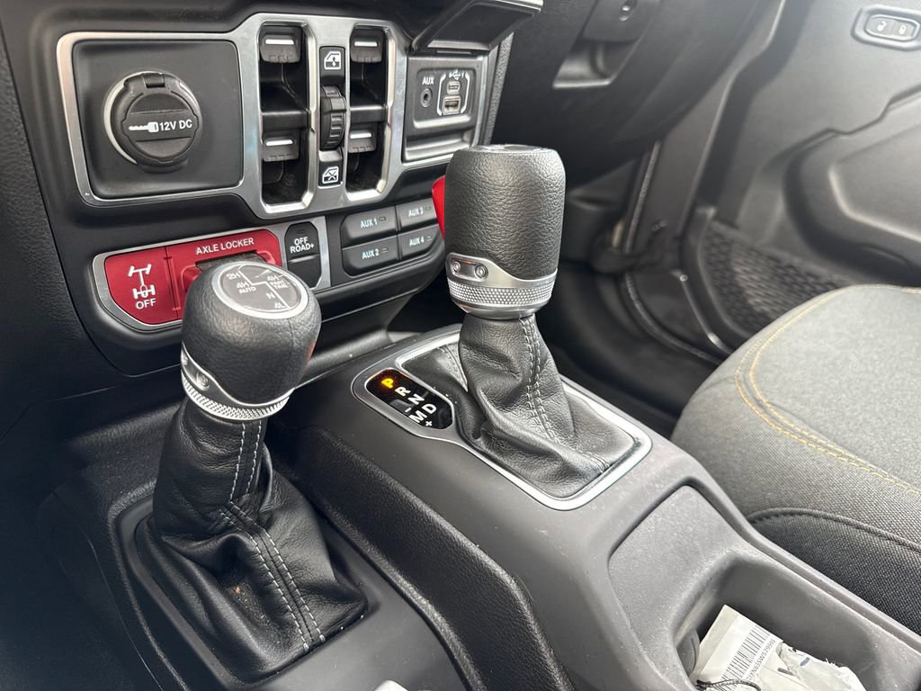 Used 2025 Jeep Wrangler Unlimited Sport S 4xe image 22