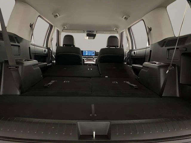 Used 2026 Hyundai Santa Fe SE FWD image 61