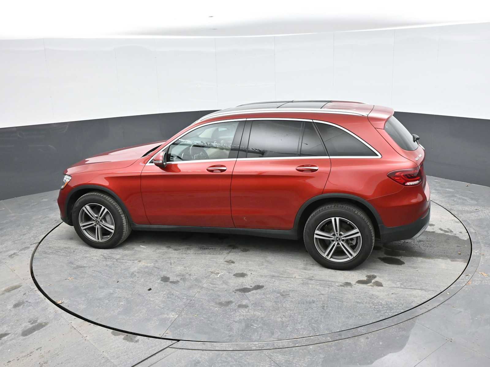 Used 2020 Mercedes-Benz GLC 300 4MATIC image 13
