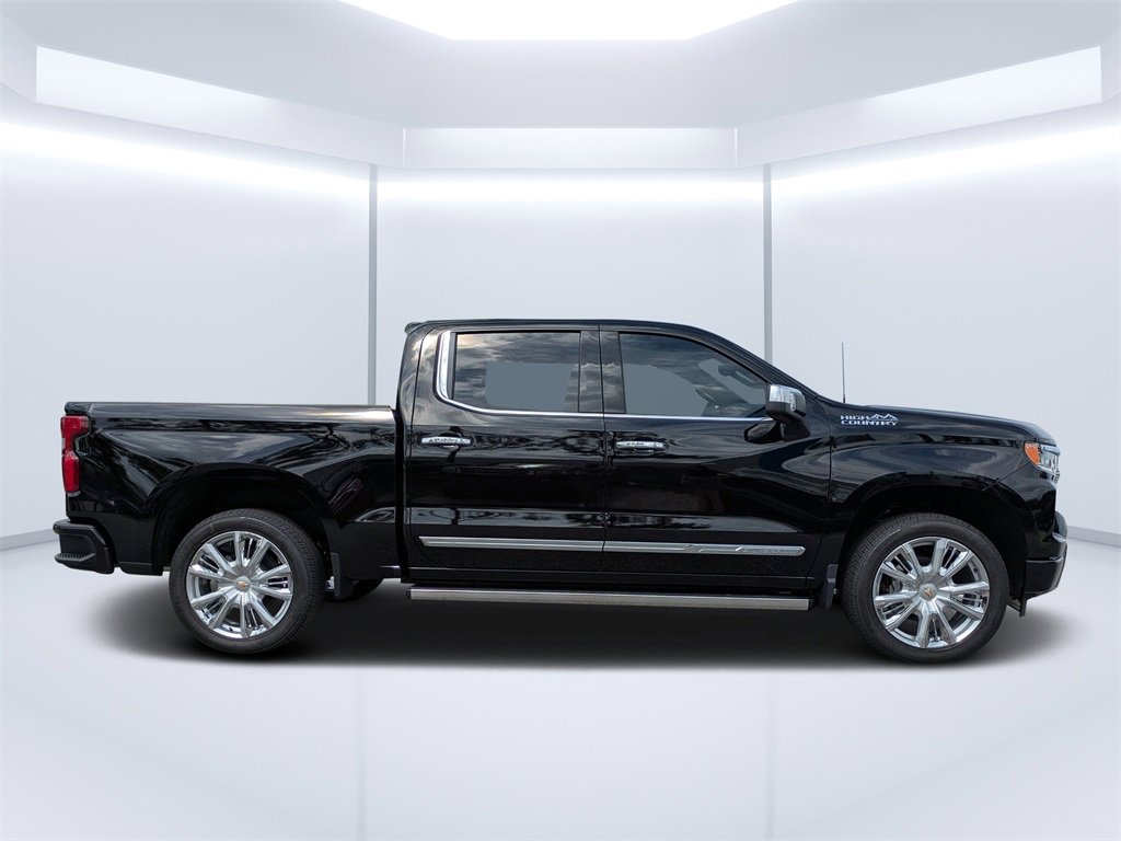 New 2026 Chevrolet Silverado 1500 High Country image 2