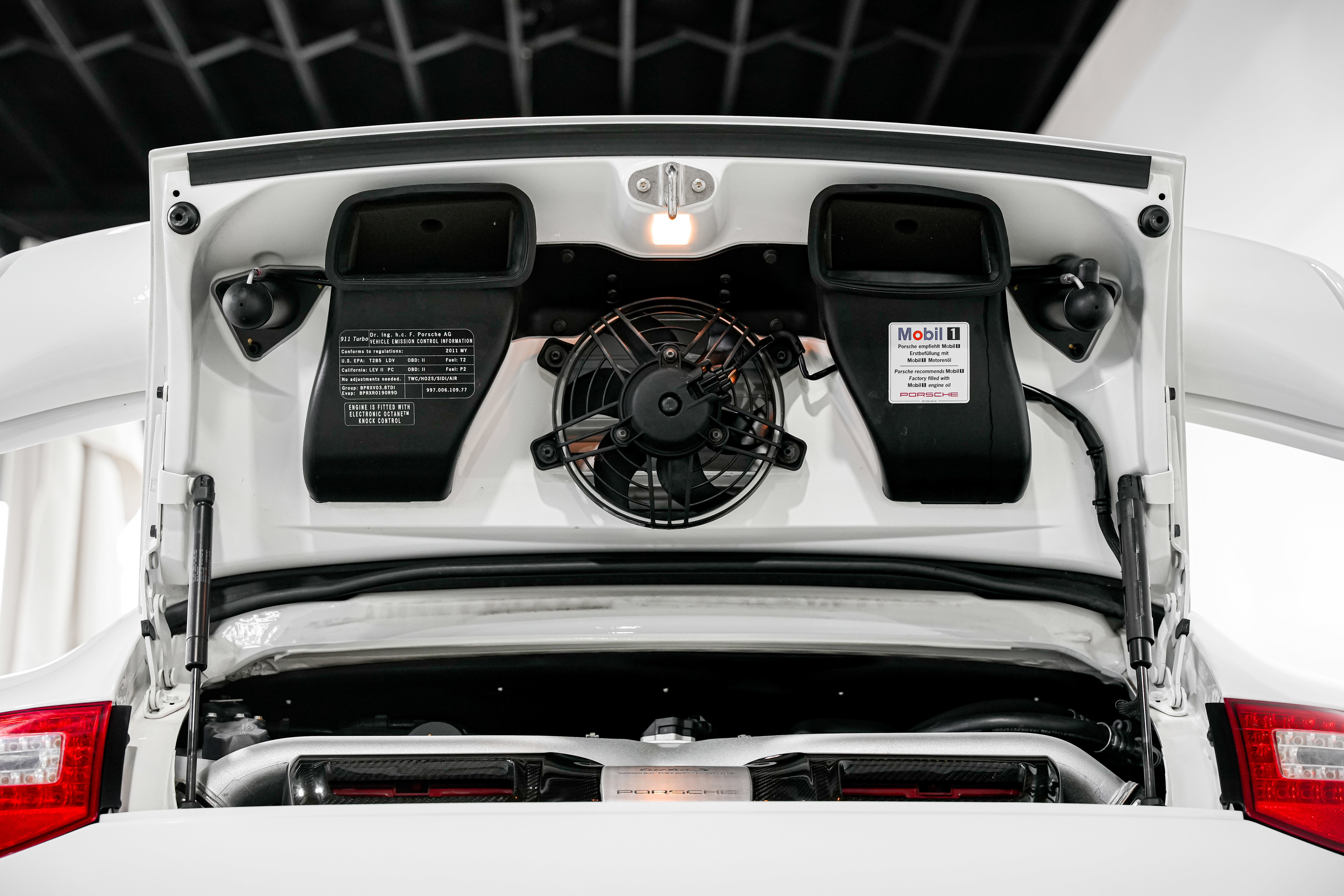 Used 2011 Porsche 911 Turbo S image 49