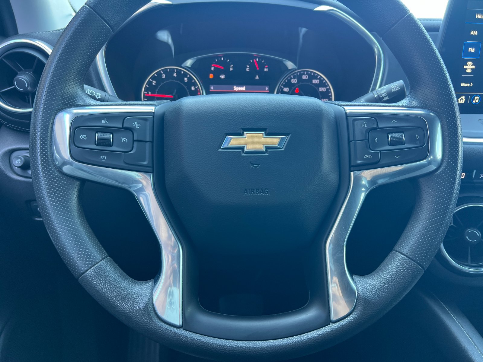 Used 2023 Chevrolet Blazer LT FWD image 23