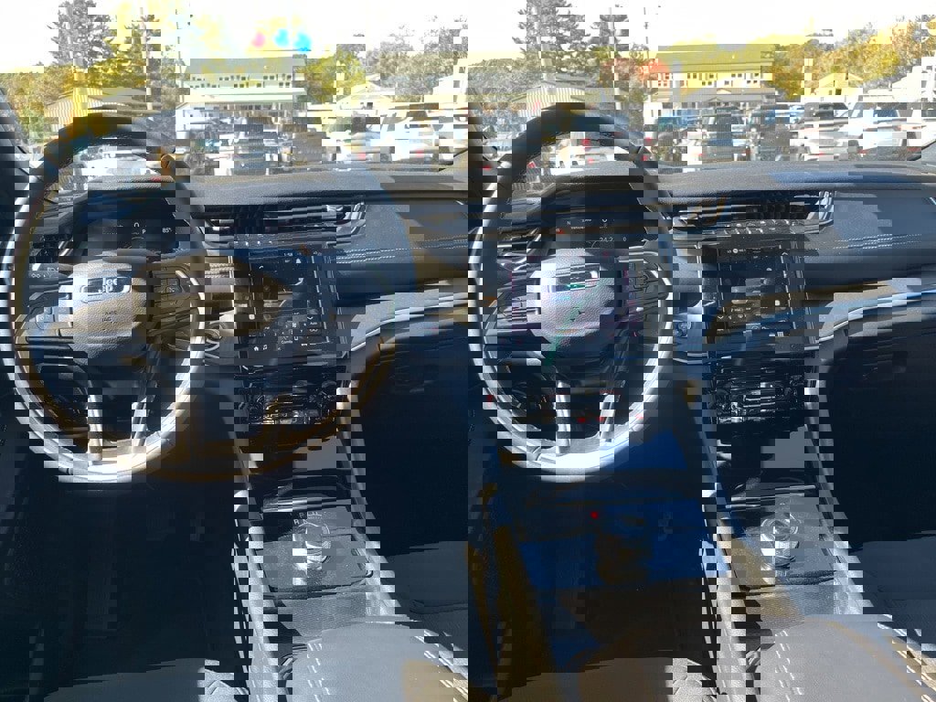 New 2025 Jeep Grand Cherokee image 17