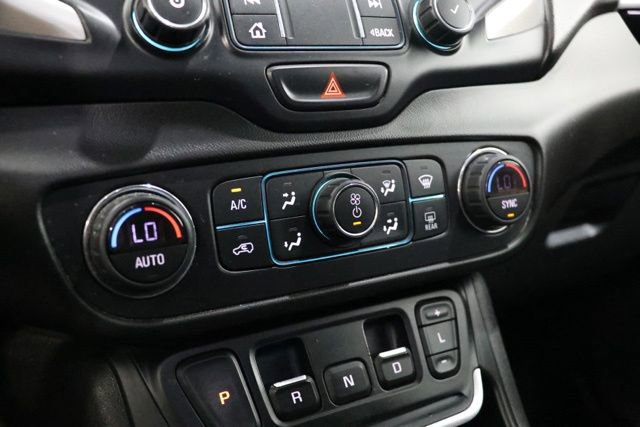 Used 2021 GMC Terrain SLT w/ Infotainment Package II AWD/4WD image 29