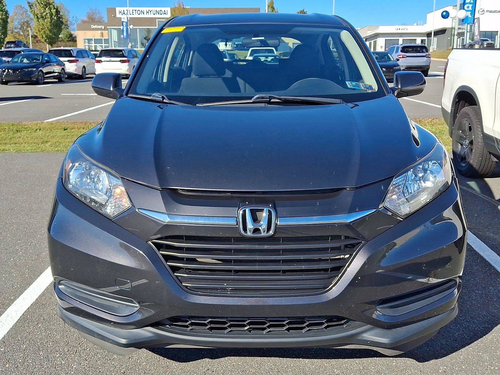 Used 2018 Honda HR-V LX image 2
