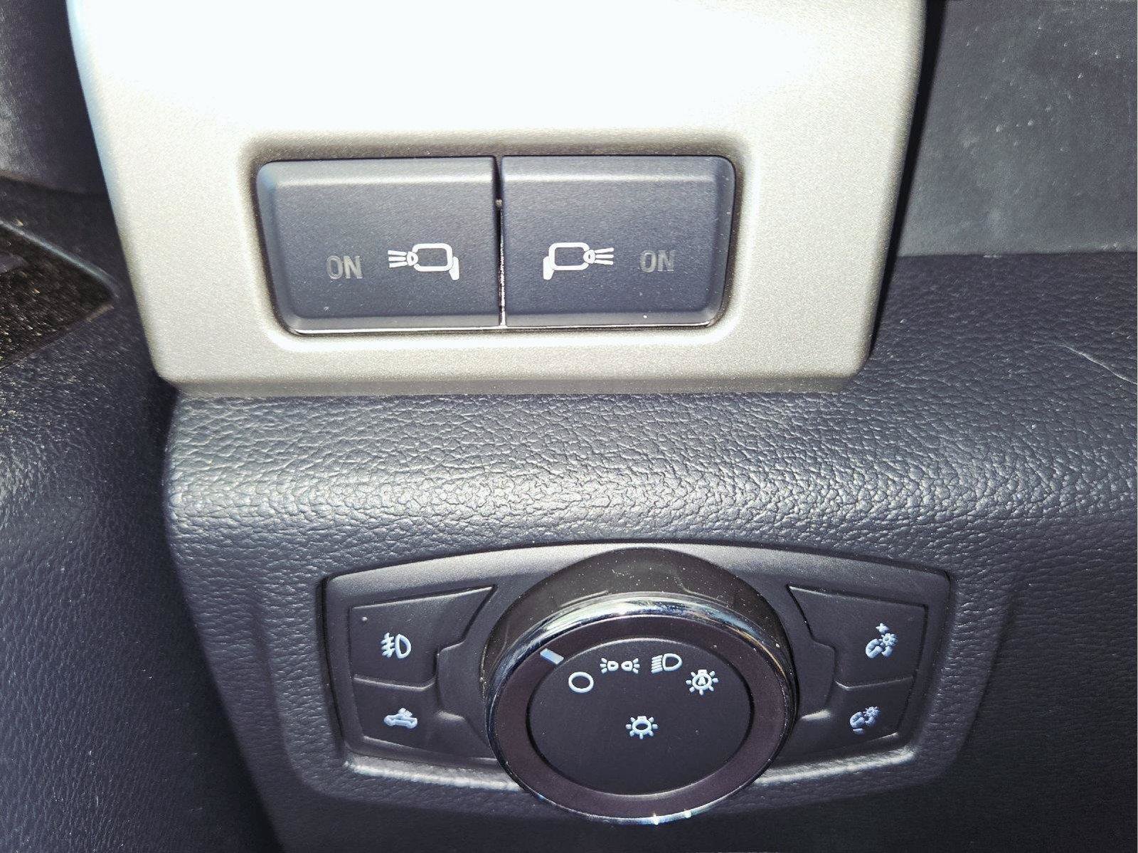 Certified 2022 Ford F250 Lariat AWD/4WD image 15