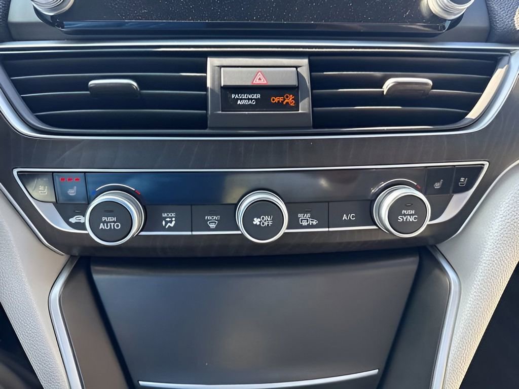 Used 2019 Honda Accord Touring image 27