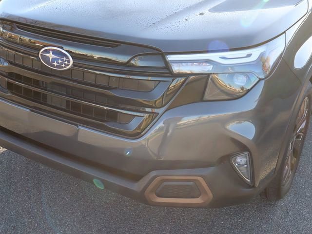 Used 2025 Subaru Forester Sport w/ Popular Package #1 AWD/4WD image 10