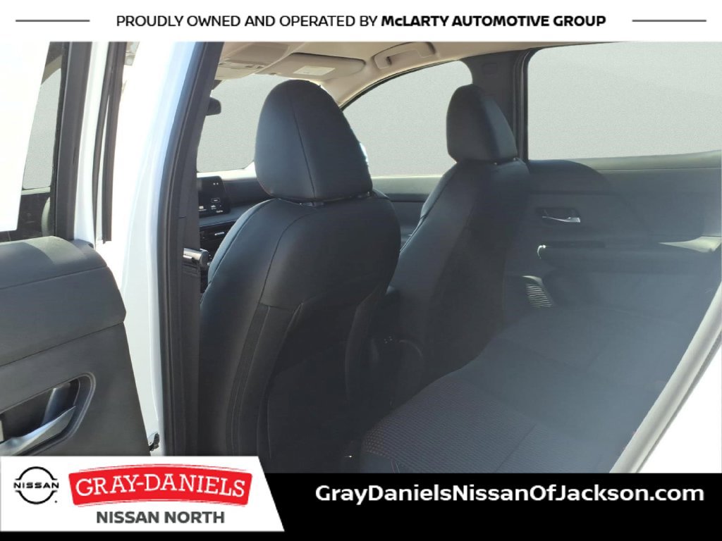 New 2027 Nissan Kicks SR FWD image 27