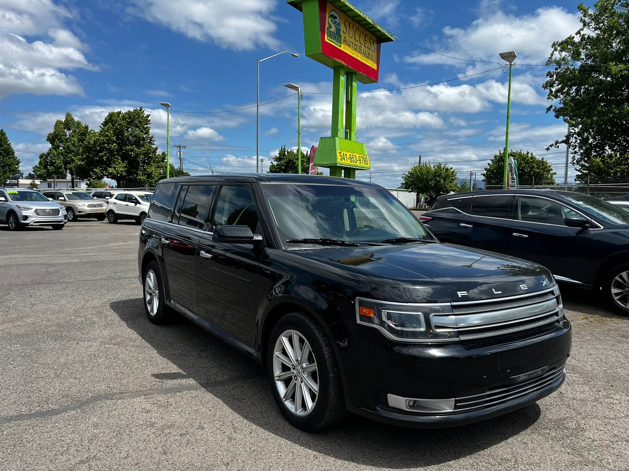 Used 2017 Ford Flex Limited AWD/4WD image 1