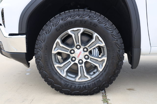 New 2026 GMC Sierra 1500 Pro w/ Pro Value Package AWD/4WD image 9