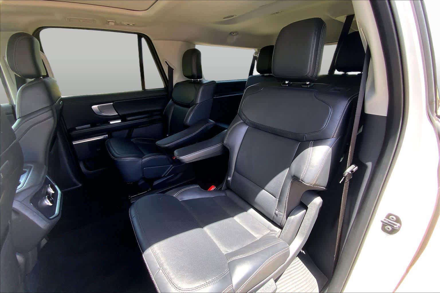 Used 2025 Ford Expedition Max Platinum AWD/4WD image 21