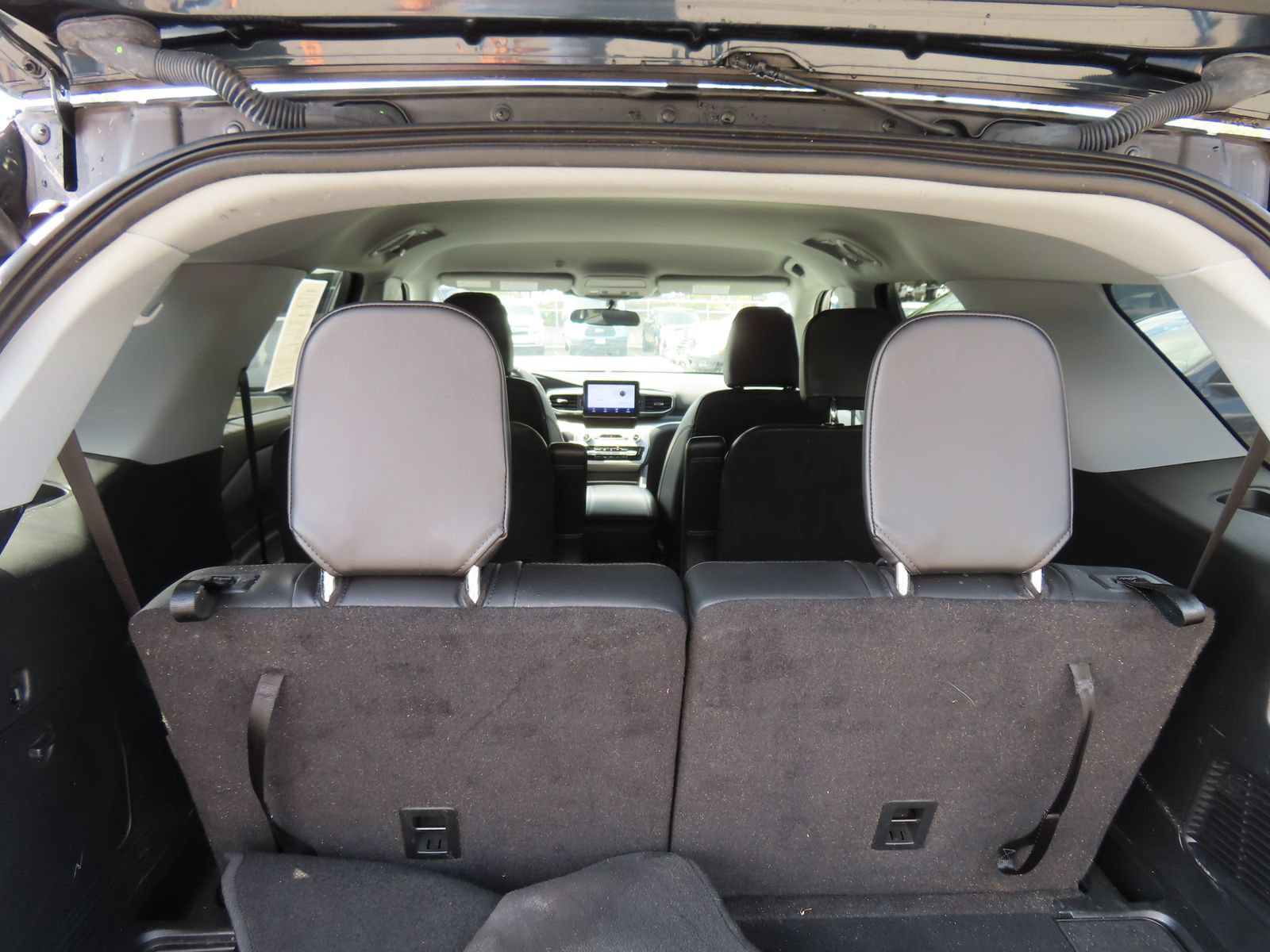 Certified 2023 Ford Explorer XLT w/ Equipment Group 202A AWD/4WD image 37