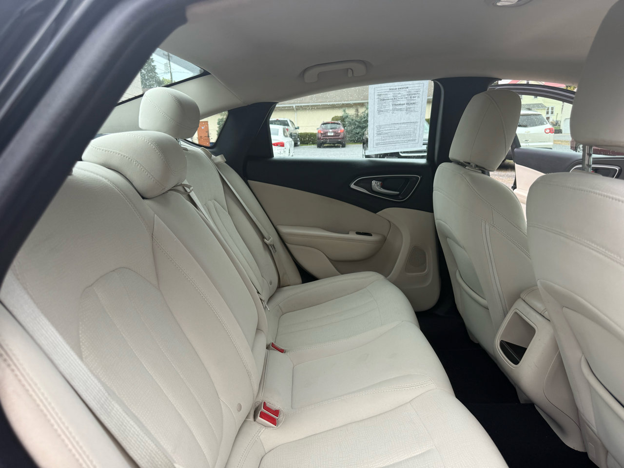 Used 2015 Chrysler 200 Limited image 52