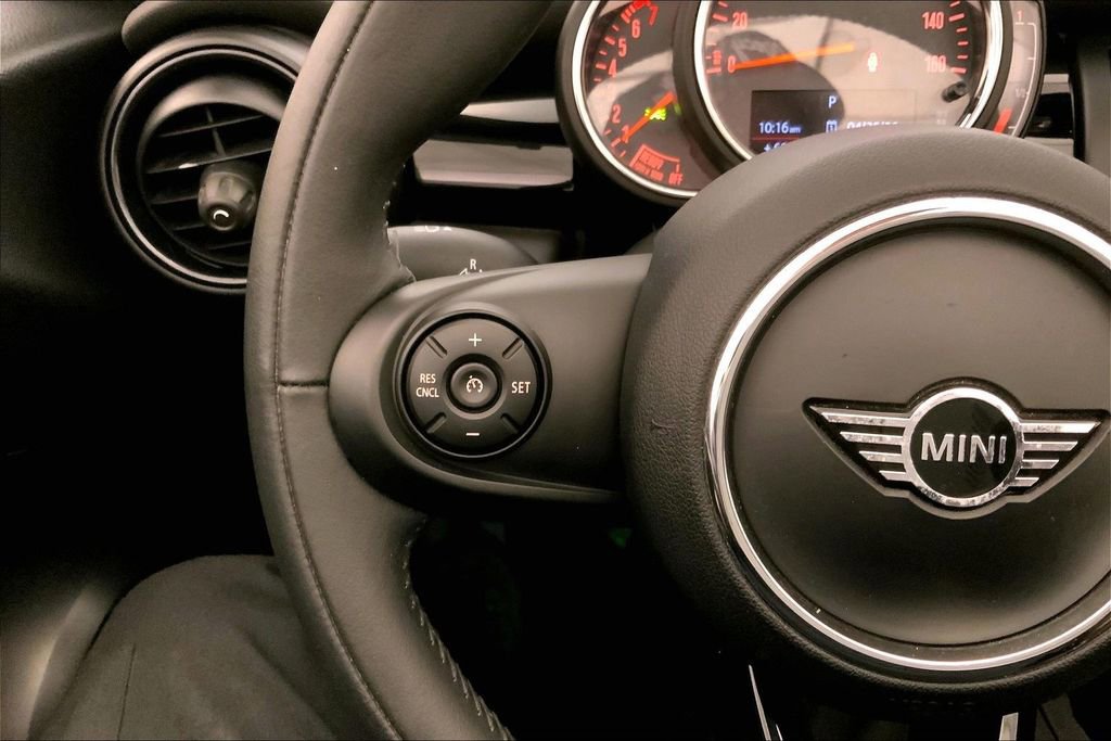 Used 2019 MINI Cooper Convertible w/ Signature Upholstery Package FWD image 18