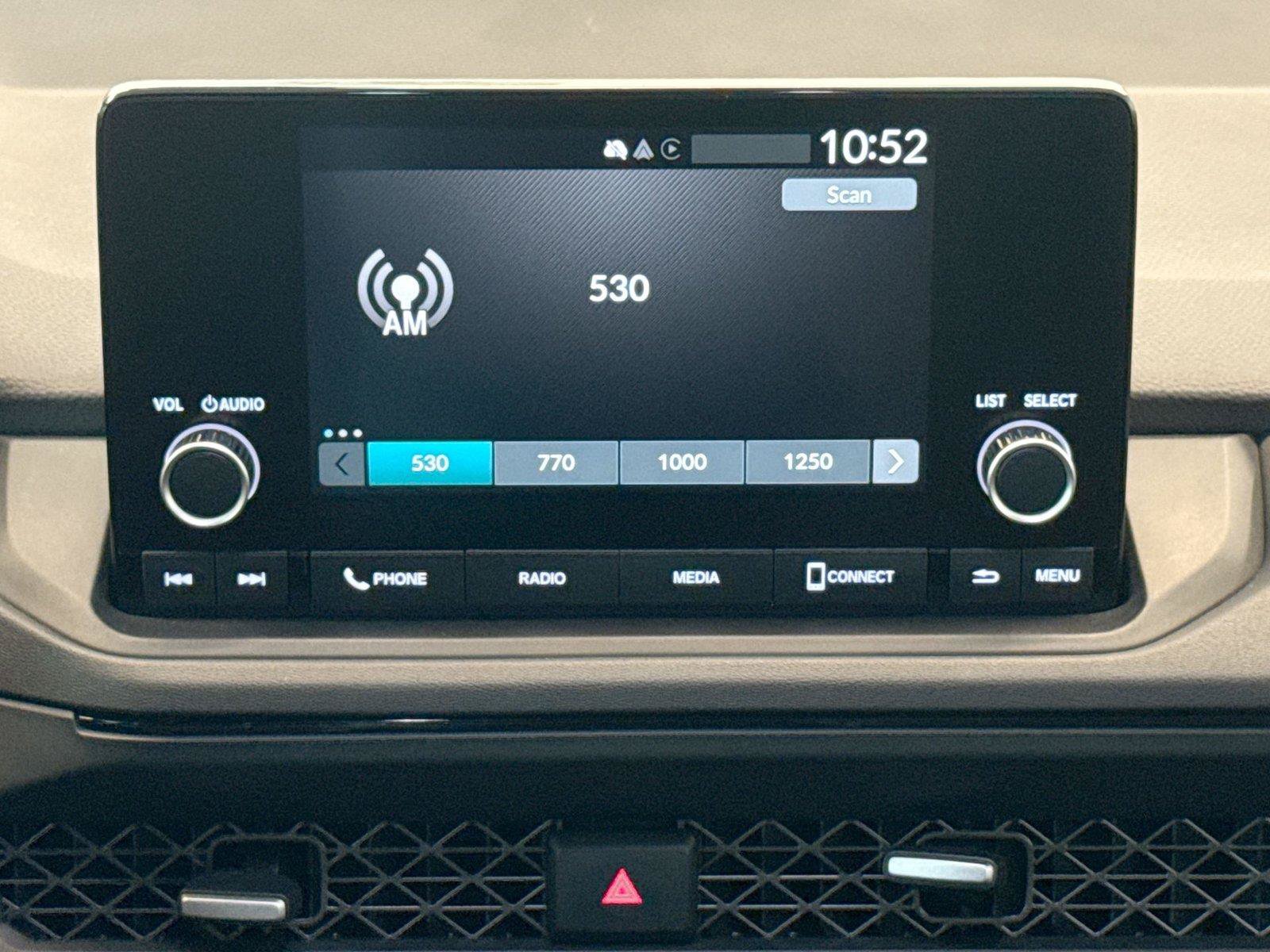 Used 2025 Honda Accord SE image 12