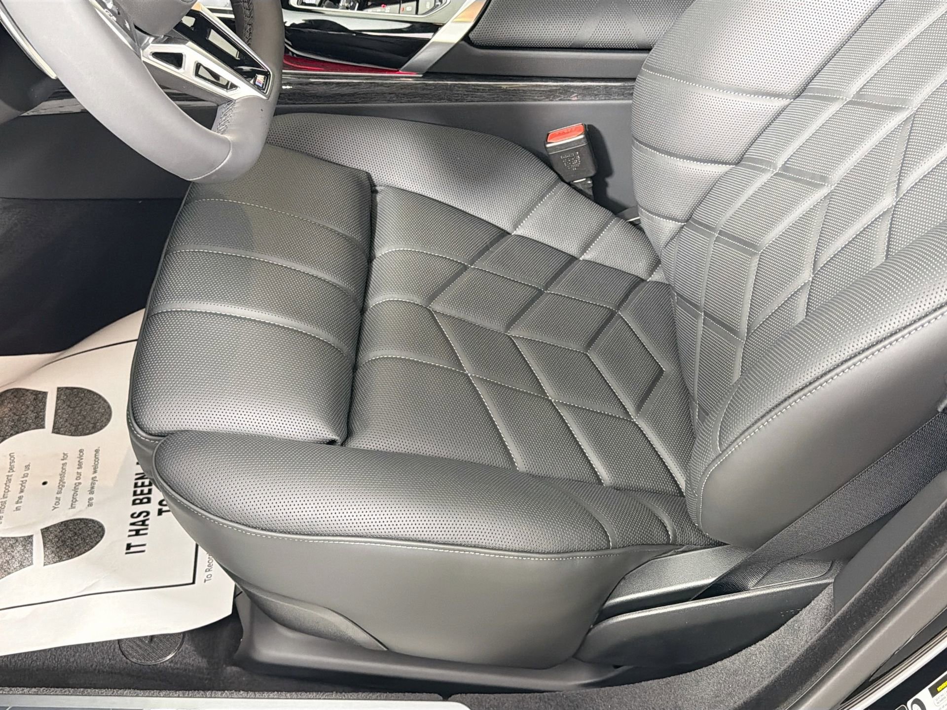 New 2026 BMW 740i xDrive w/ Executive Package image 20