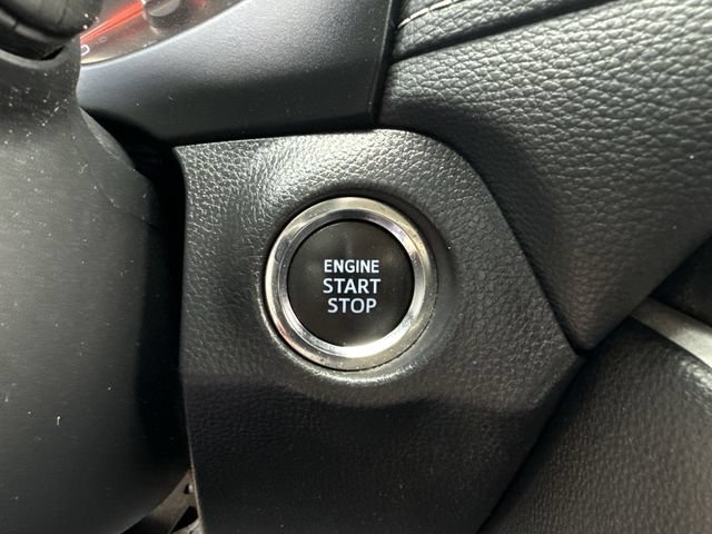 Used 2020 Toyota RAV4 XLE Premium FWD image 24
