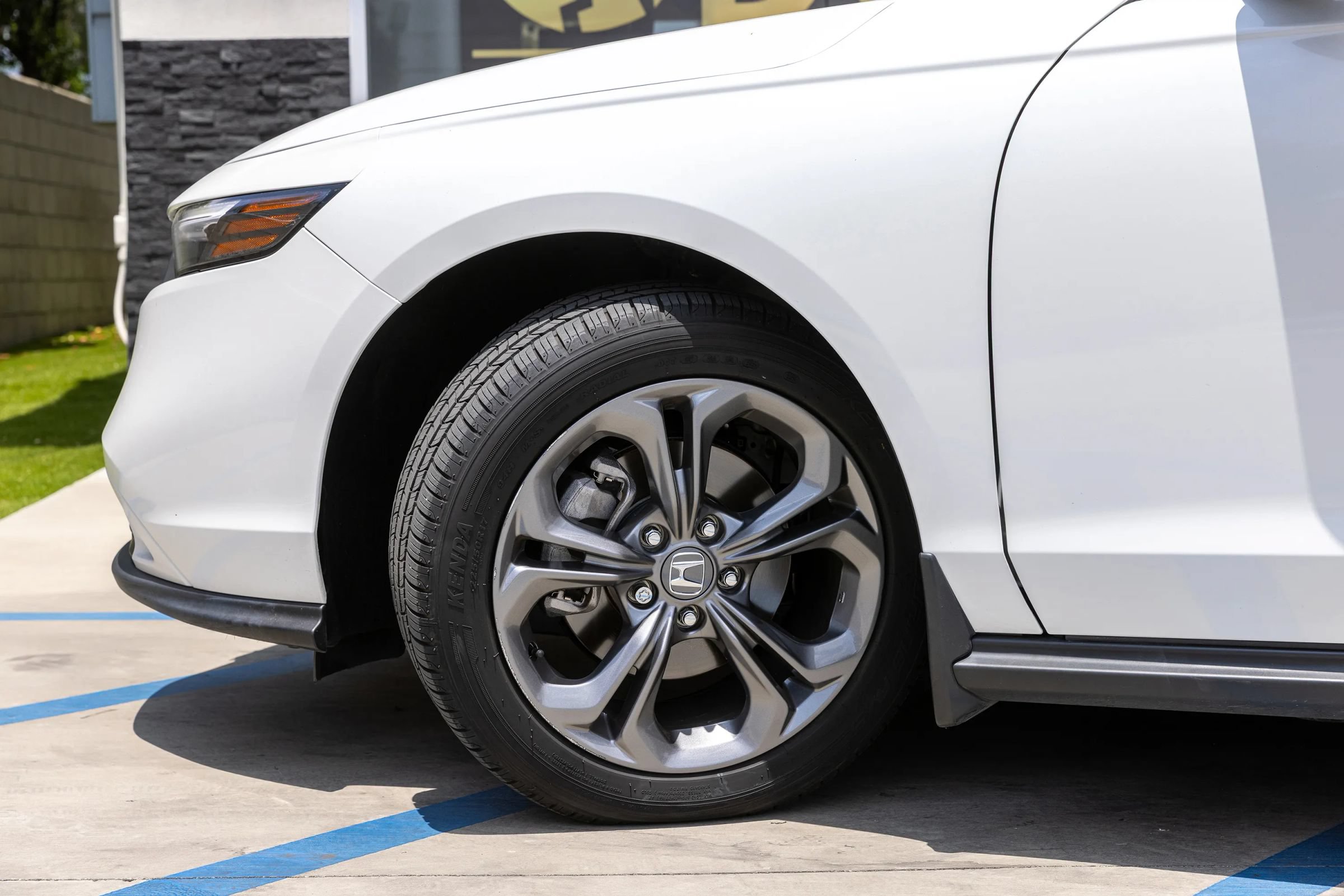 Used 2024 Honda Accord EX image 36