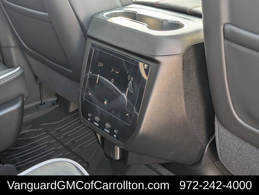 New 2026 GMC Yukon AT4 Ultimate w/ LPO, Floor Liner Package AWD/4WD image 34