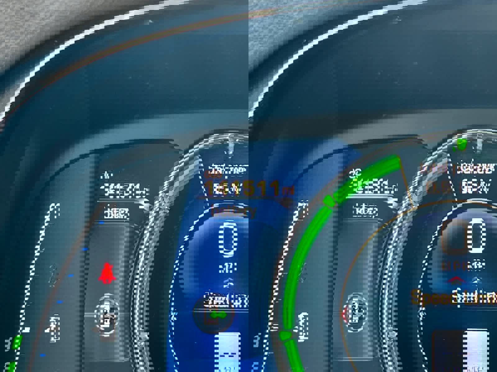 Used 2014 Cadillac ELR w/ Luxury Package image 24