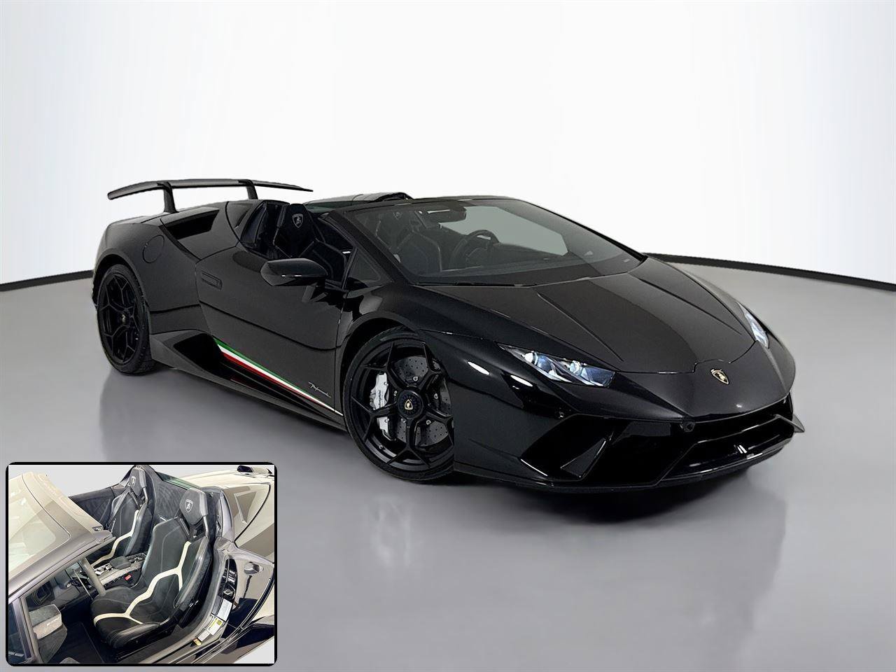 Used 2018 Lamborghini Huracan Performante AWD/4WD image 2
