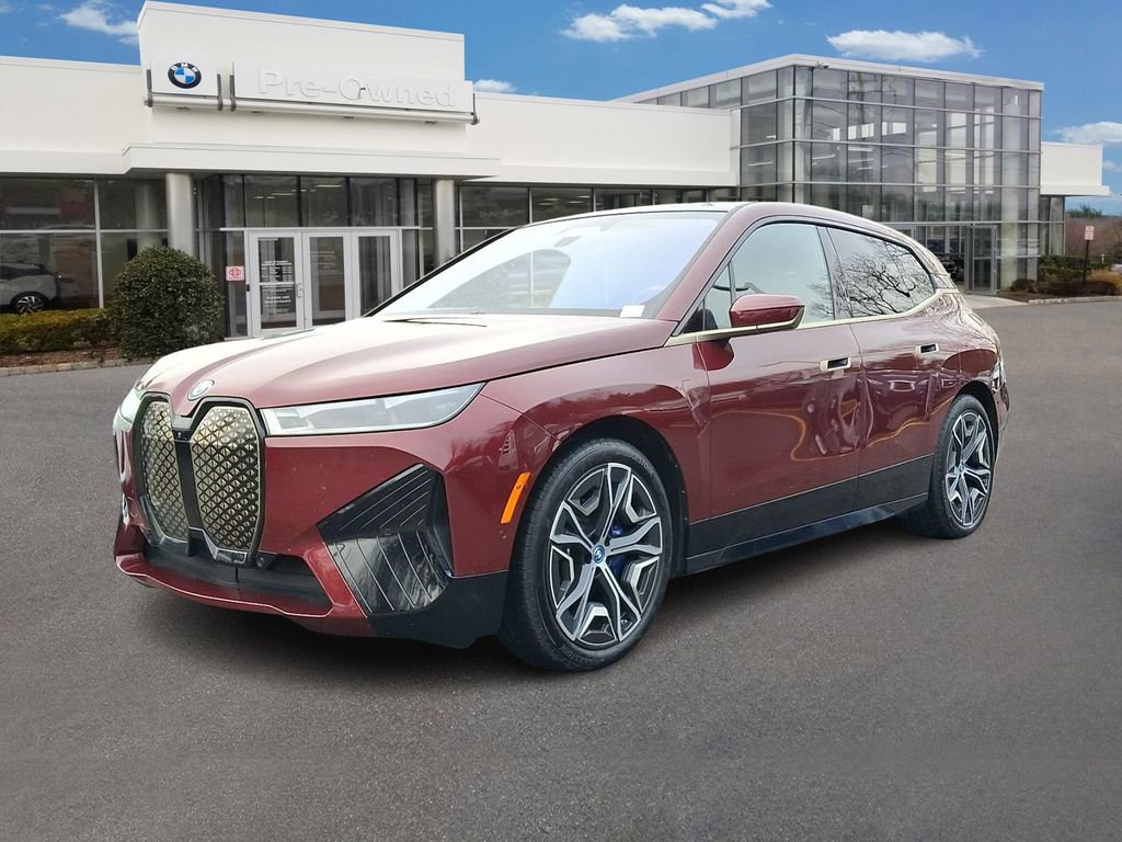 Used 2025 BMW iX M60 image 1