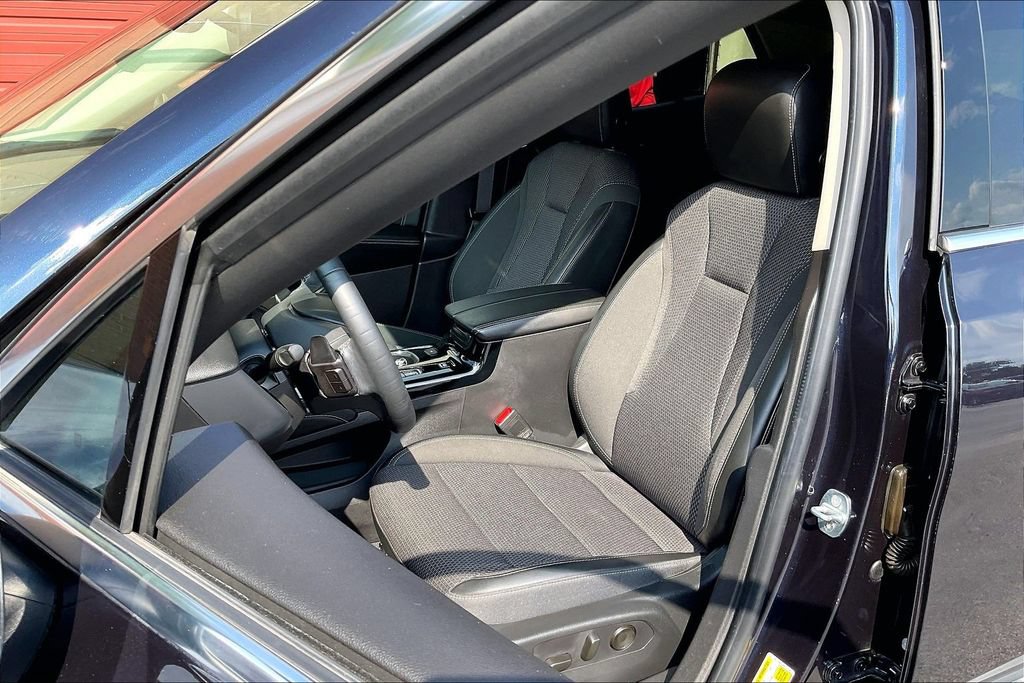Used 2021 Buick Envision Preferred AWD/4WD image 24