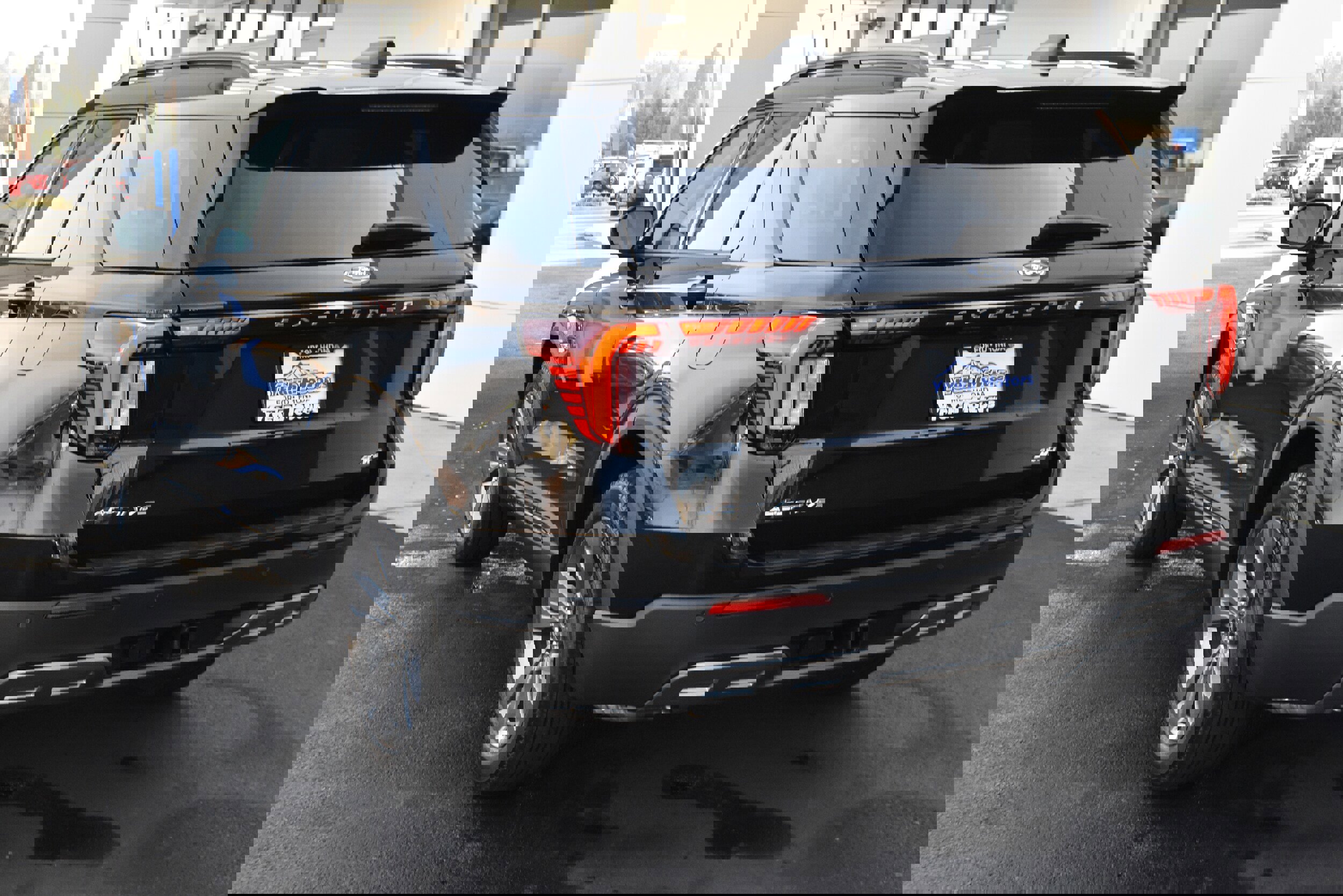 New 2026 Ford Explorer Active w/ Active Comfort Package image 12