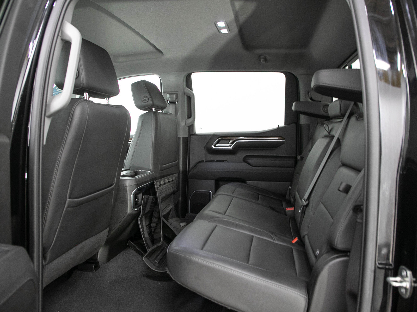Used 2023 GMC Sierra 1500 Elevation w/ Elevation Premium Package AWD/4WD image 15