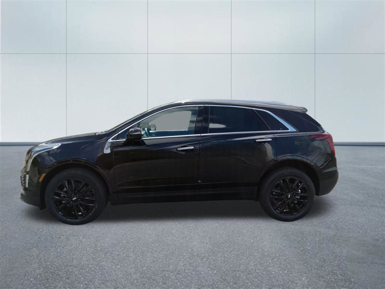 New 2026 Cadillac XT5 Premium Luxury image 2