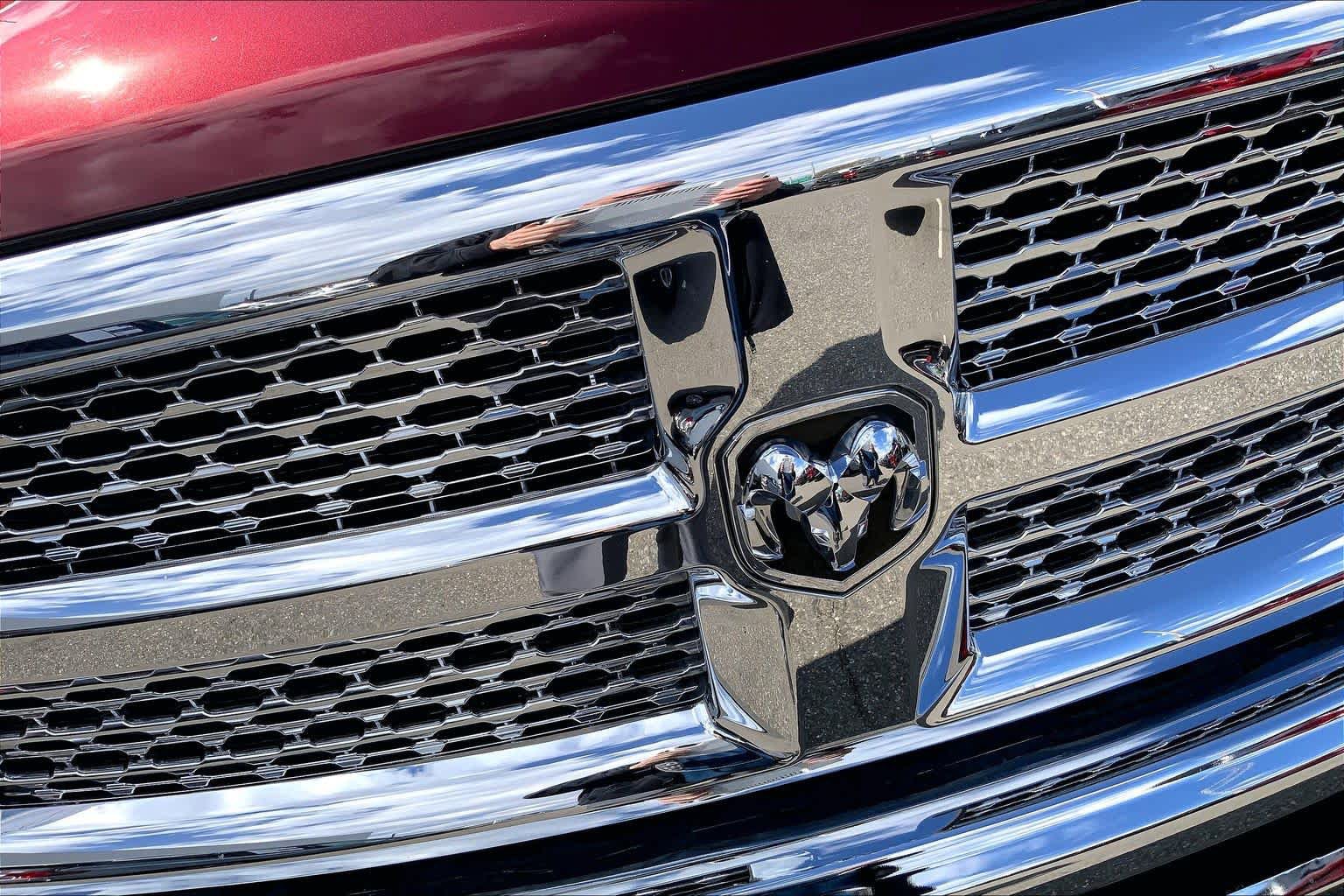 Used 2018 RAM 2500 Laramie image 31