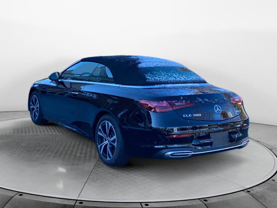 Certified 2025 Mercedes-Benz CLE 300 4MATIC Cabriolet image 5