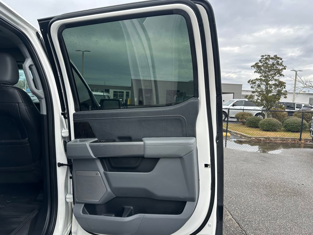 Used 2021 Ford F150 Lariat w/ Equipment Group 502A High image 34