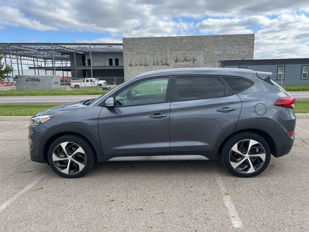Used 2017 Hyundai Tucson Sport FWD image 3