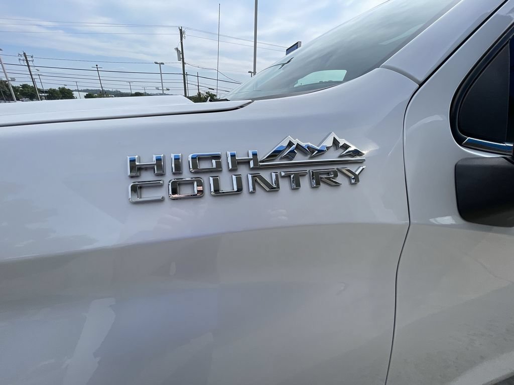 Certified 2020 Chevrolet Silverado 1500 High Country w/ Technology Package AWD/4WD image 33