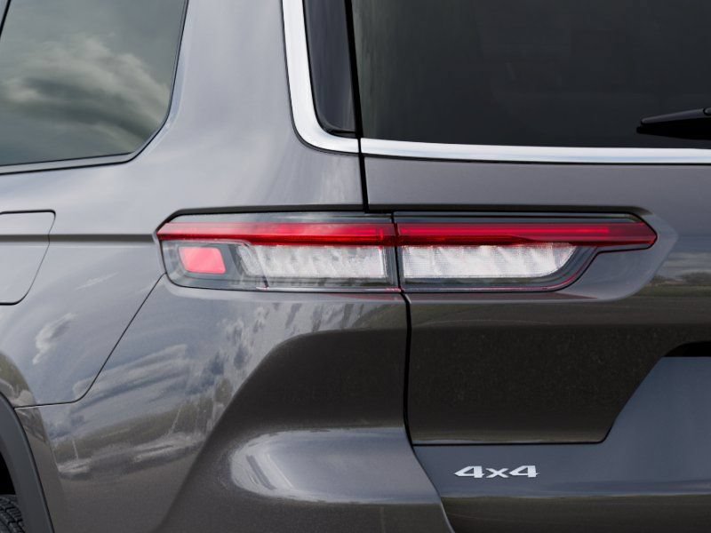 New 2026 Jeep Grand Cherokee L Laredo AWD/4WD image 9