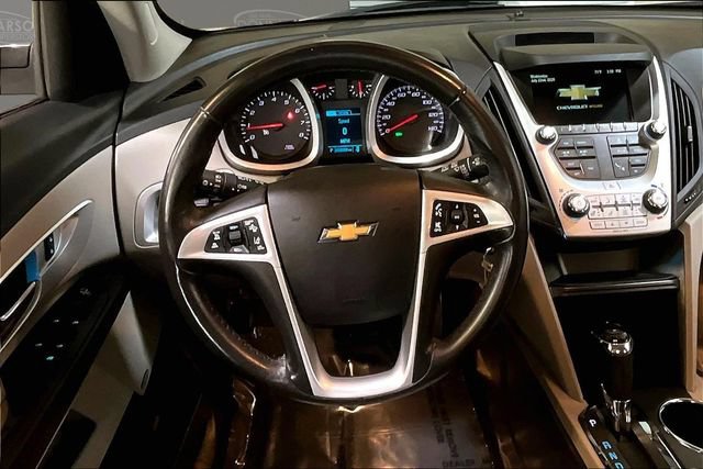 Used 2017 Chevrolet Equinox Premier w/ Enhanced Convenience Package AWD/4WD image 18