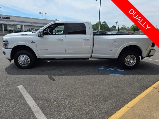 New 2026 RAM 3500 Limited AWD/4WD image 4