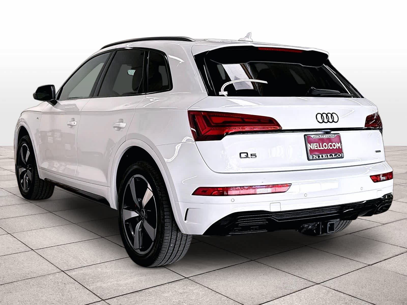 Used 2024 Audi Q5 2.0T Premium Plus w/ Premium Plus Package AWD/4WD image 8
