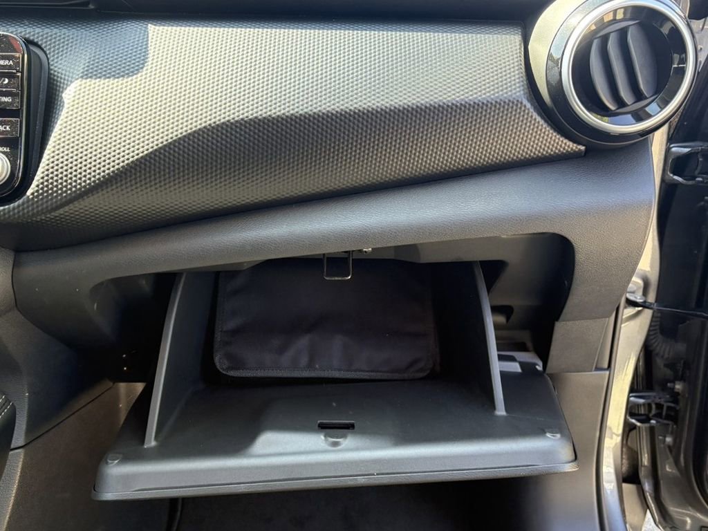 Certified 2024 Nissan Kicks SV image 33